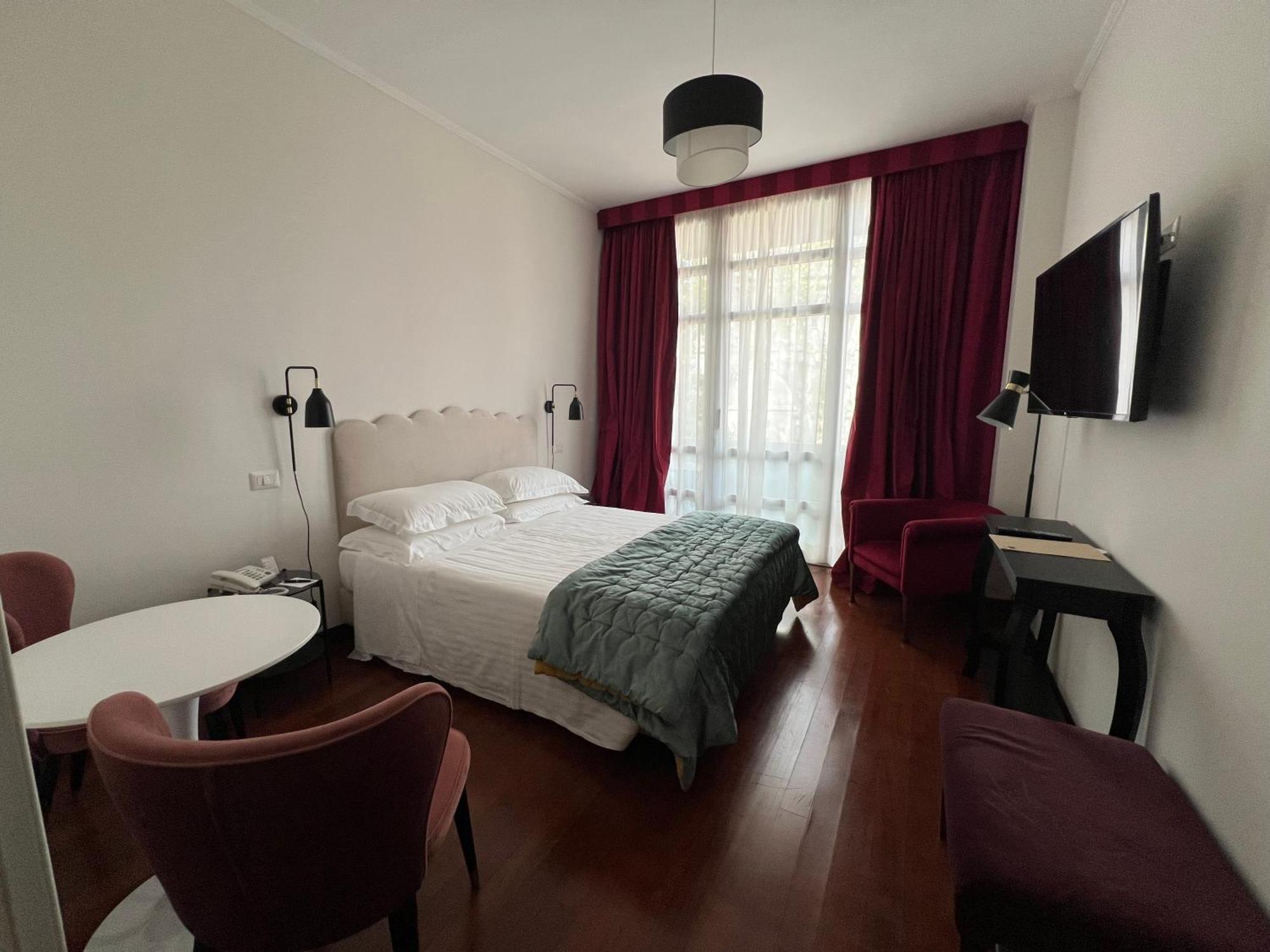 Hotel Fenix Рим Экстерьер фото